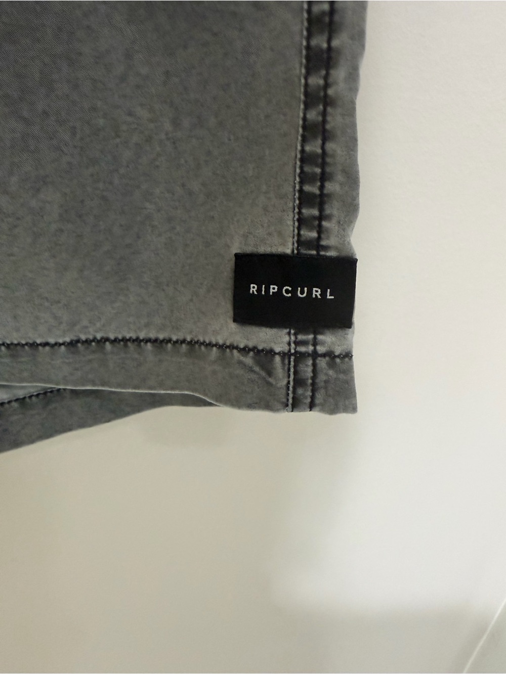 Rip Curl Washed Gray Men's Casual Swim Shorts size small - Picture 3 of 6